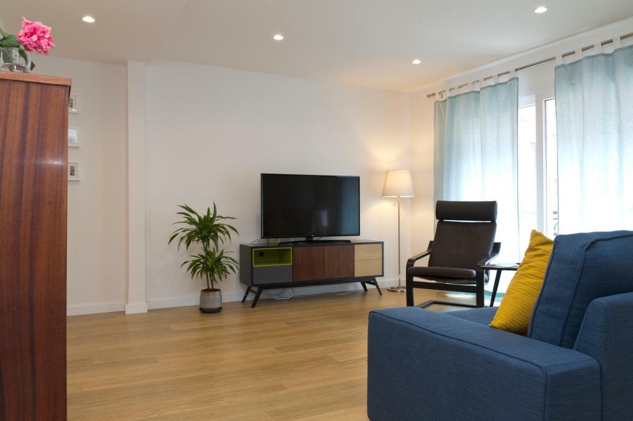 Modern Beach Valence